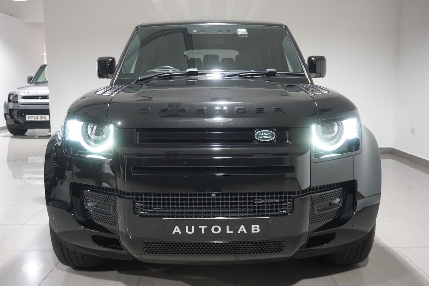 Used Land Rover Defender 2023 for sale - 76472977: Photo 28