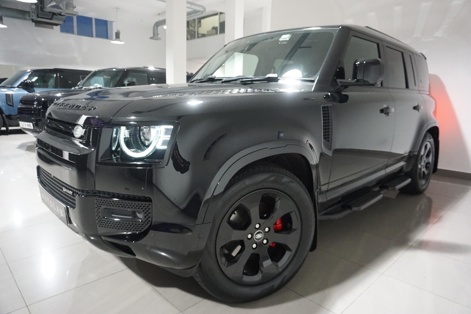 Used Land Rover Defender 2023 for sale - 76472977: Photo 29