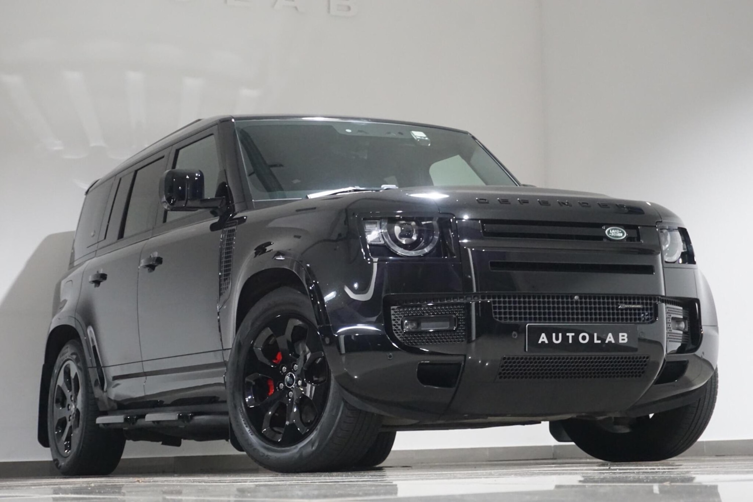 Used Land Rover Defender 2023 for sale - 76472977: Photo 33