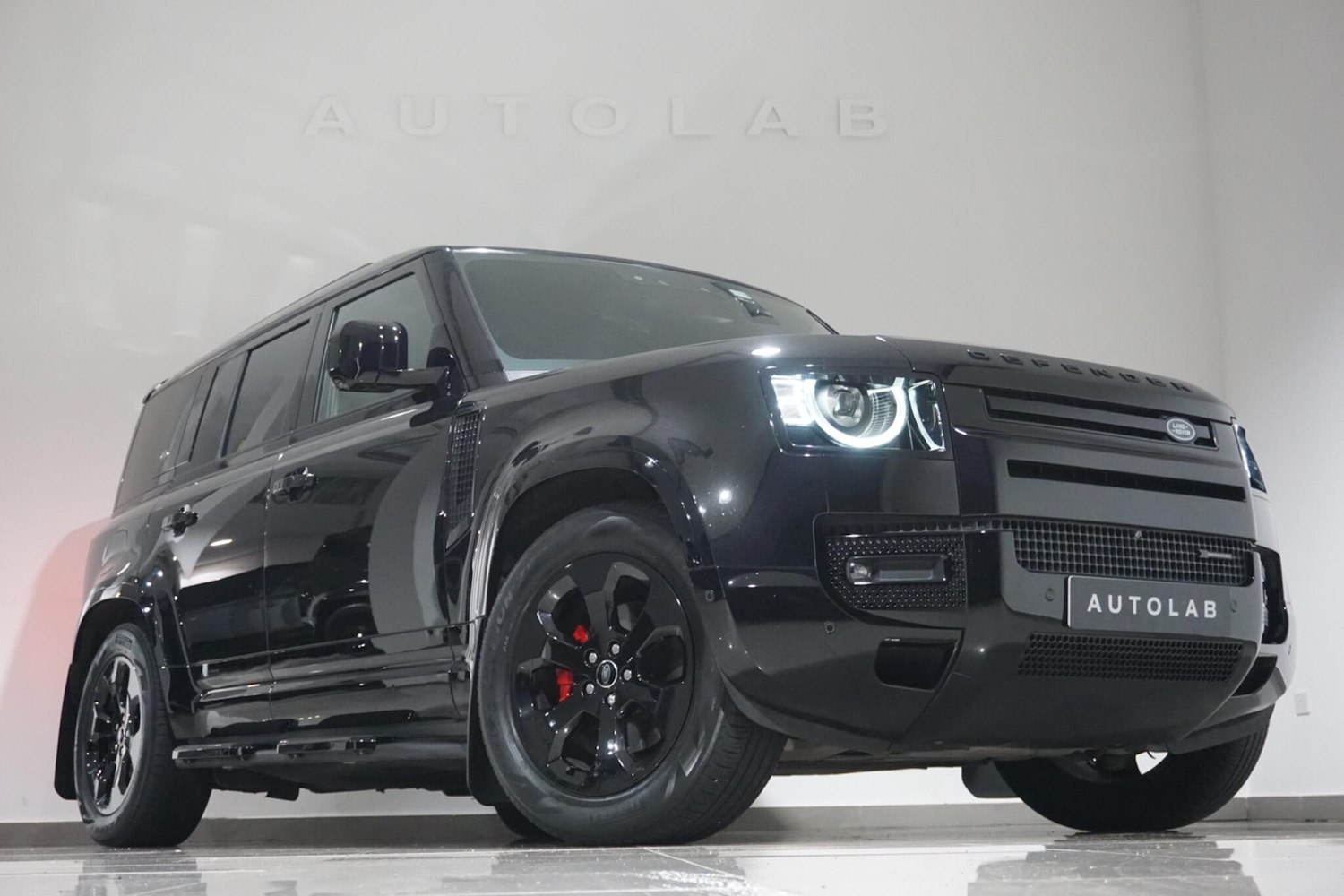 Used Land Rover Defender 2023 for sale - 76472977: Photo 37