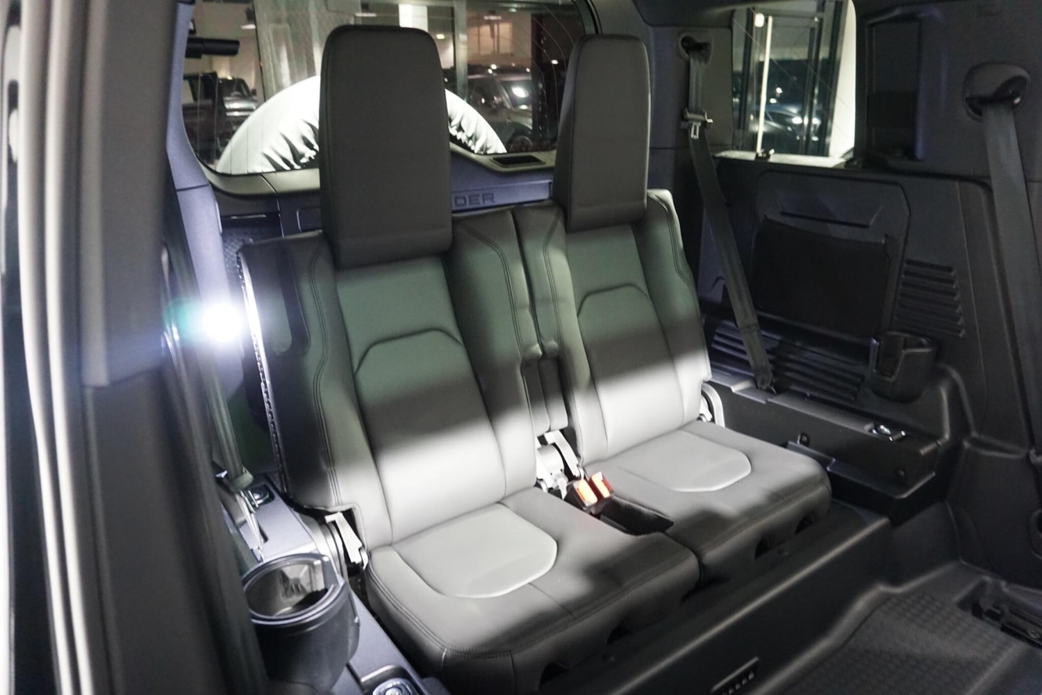 Used Land Rover Defender 2023 for sale - 76472977: Photo 61