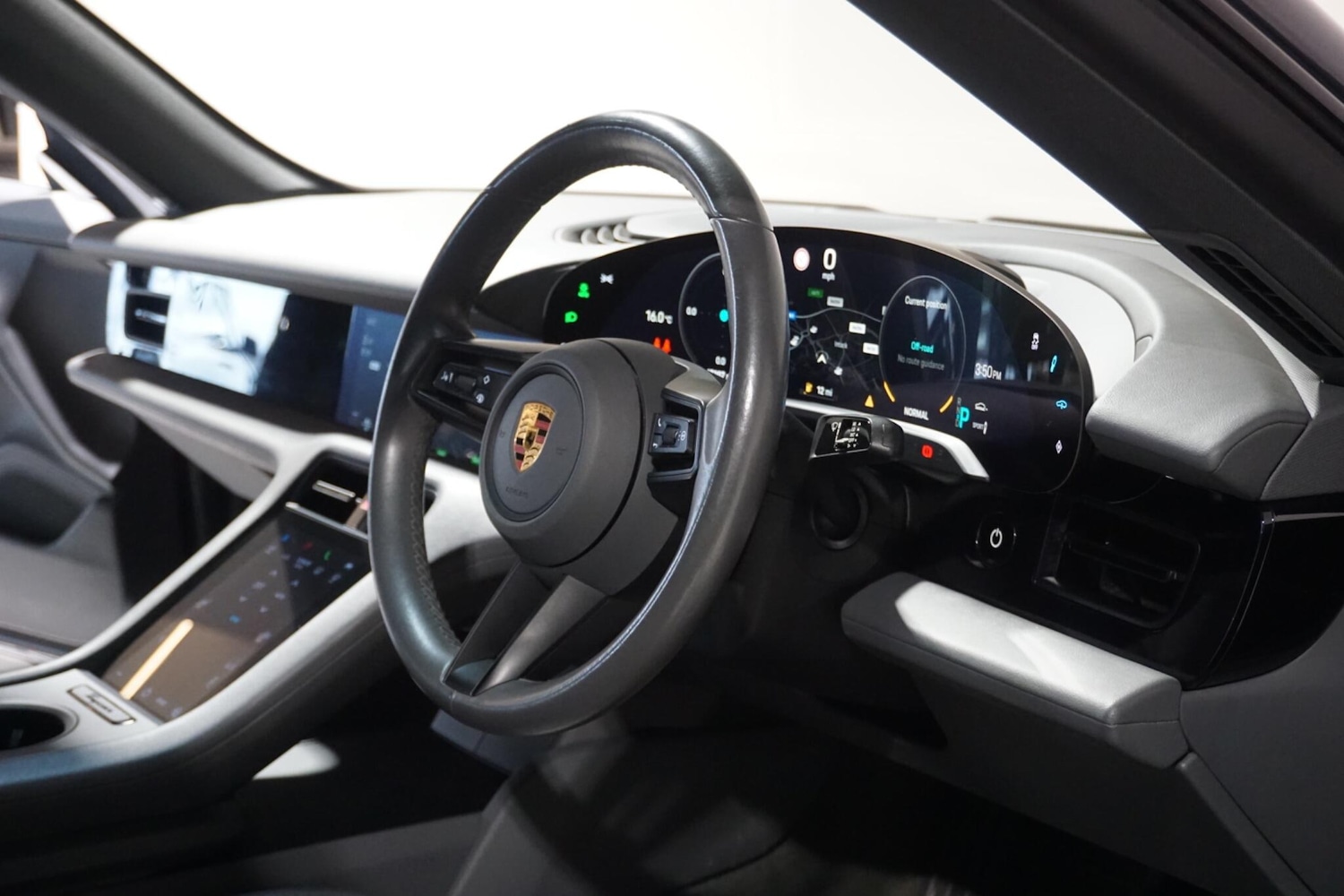 Used Porsche Taycan for sale - 77496794: Photo 12