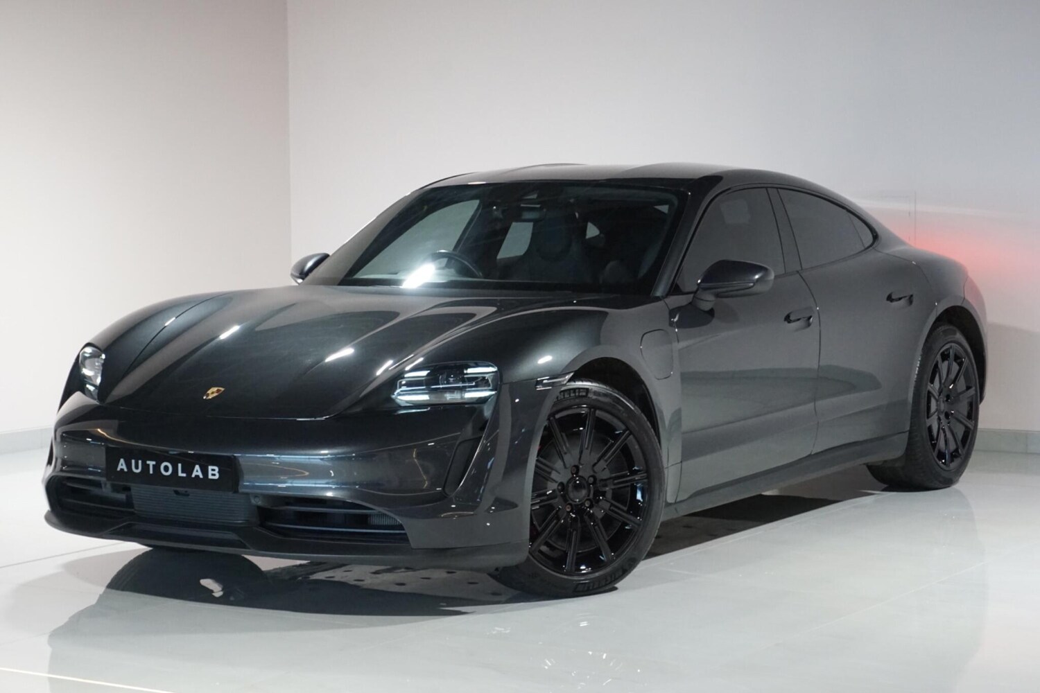 Used Porsche Taycan for sale - 77496794: Photo 16