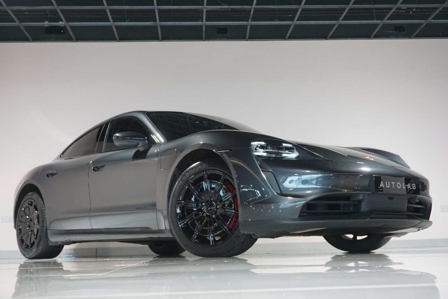 Used Porsche Taycan for sale - 77496794: Photo 28