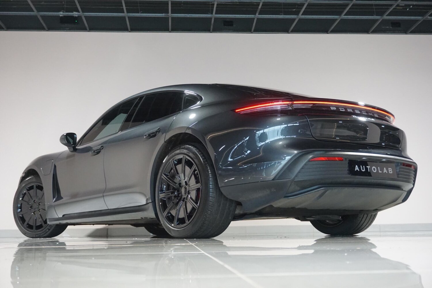 Used Porsche Taycan for sale - 77496794: Photo 30