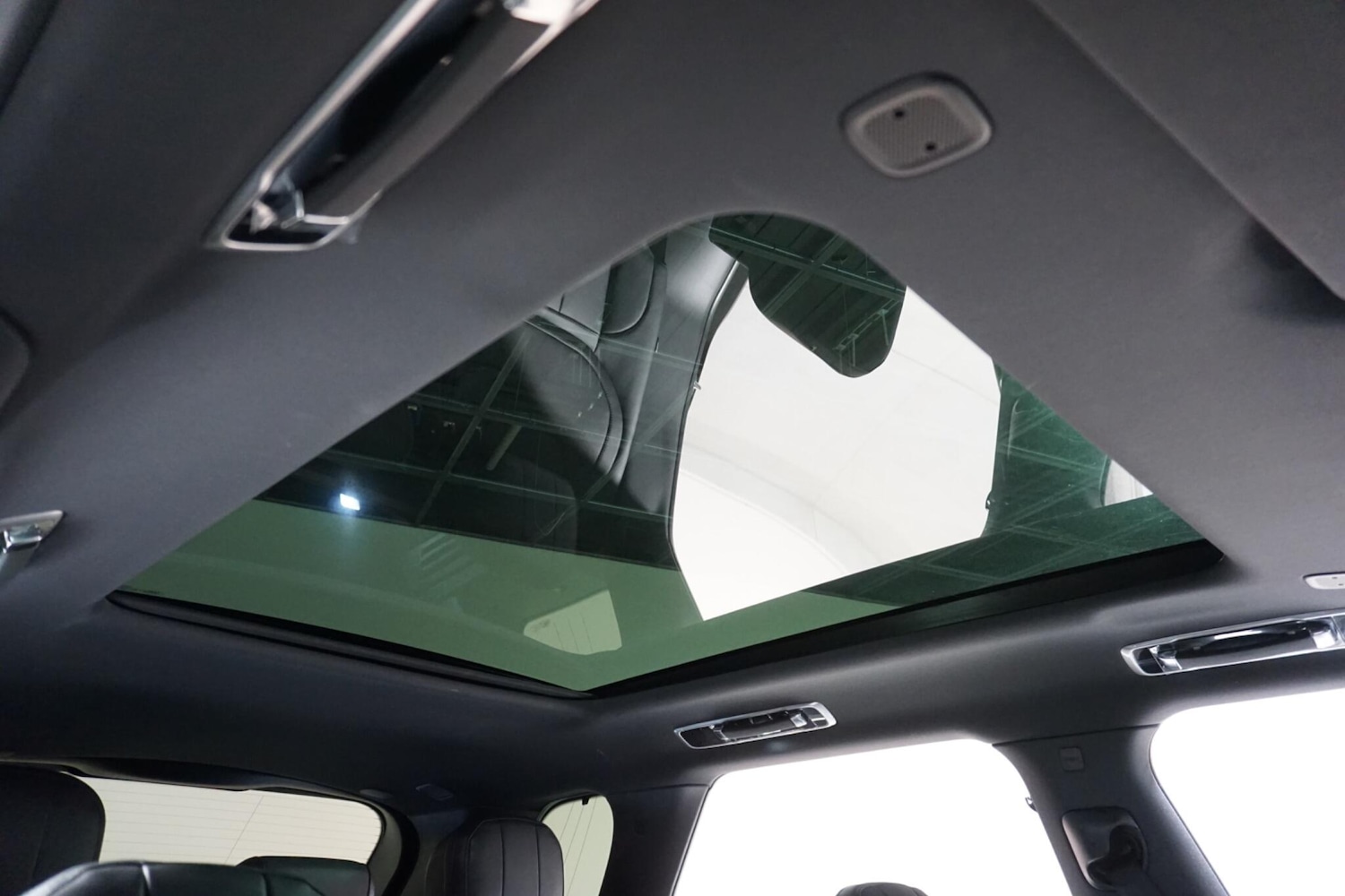 Used Land Rover Range Rover Sport 2024 for sale - 77155643: Photo 12