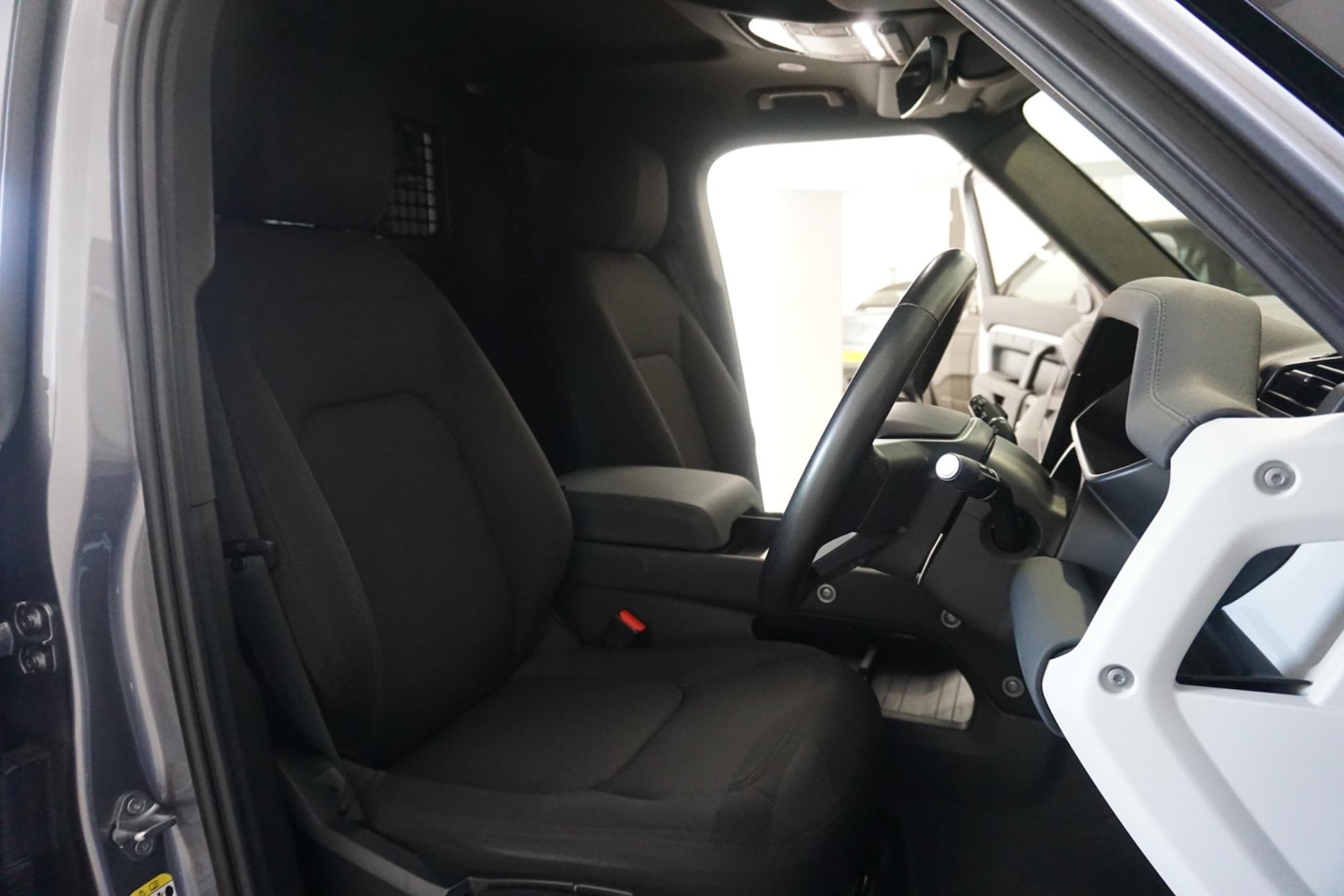 Used Land Rover Defender 110 for sale - 76476478: Photo 10