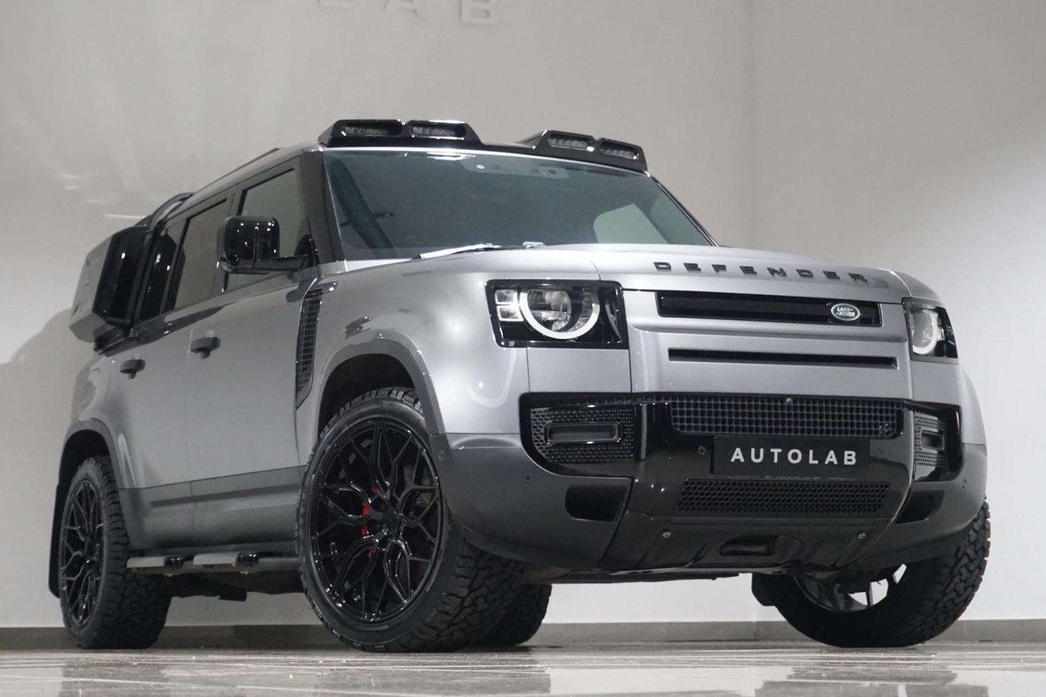 Used Land Rover Defender 110 for sale - 76476478: Photo 23