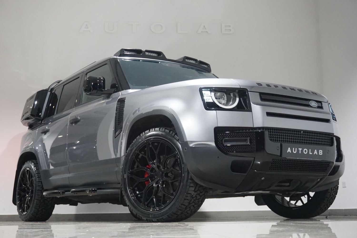 Used Land Rover Defender 110 for sale - 76476478: Photo 27