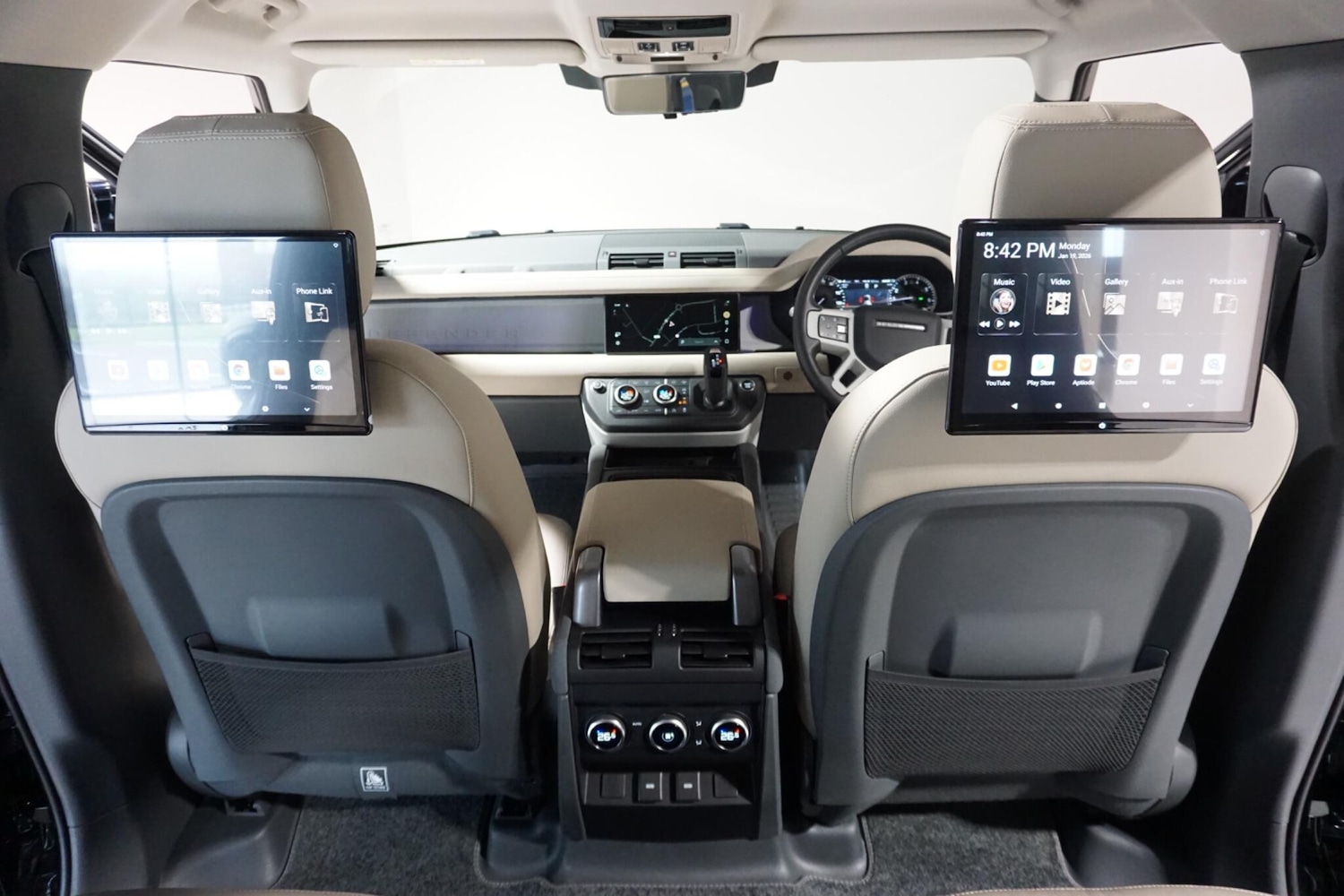 Used Land Rover Defender 2023 for sale - 77253773: Photo 10