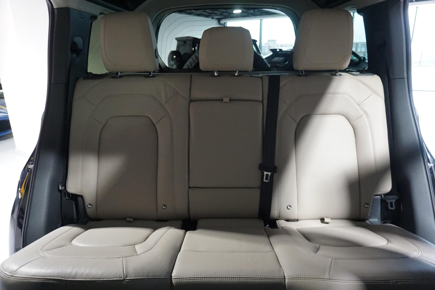 Used Land Rover Defender 2023 for sale - 77253773: Photo 11