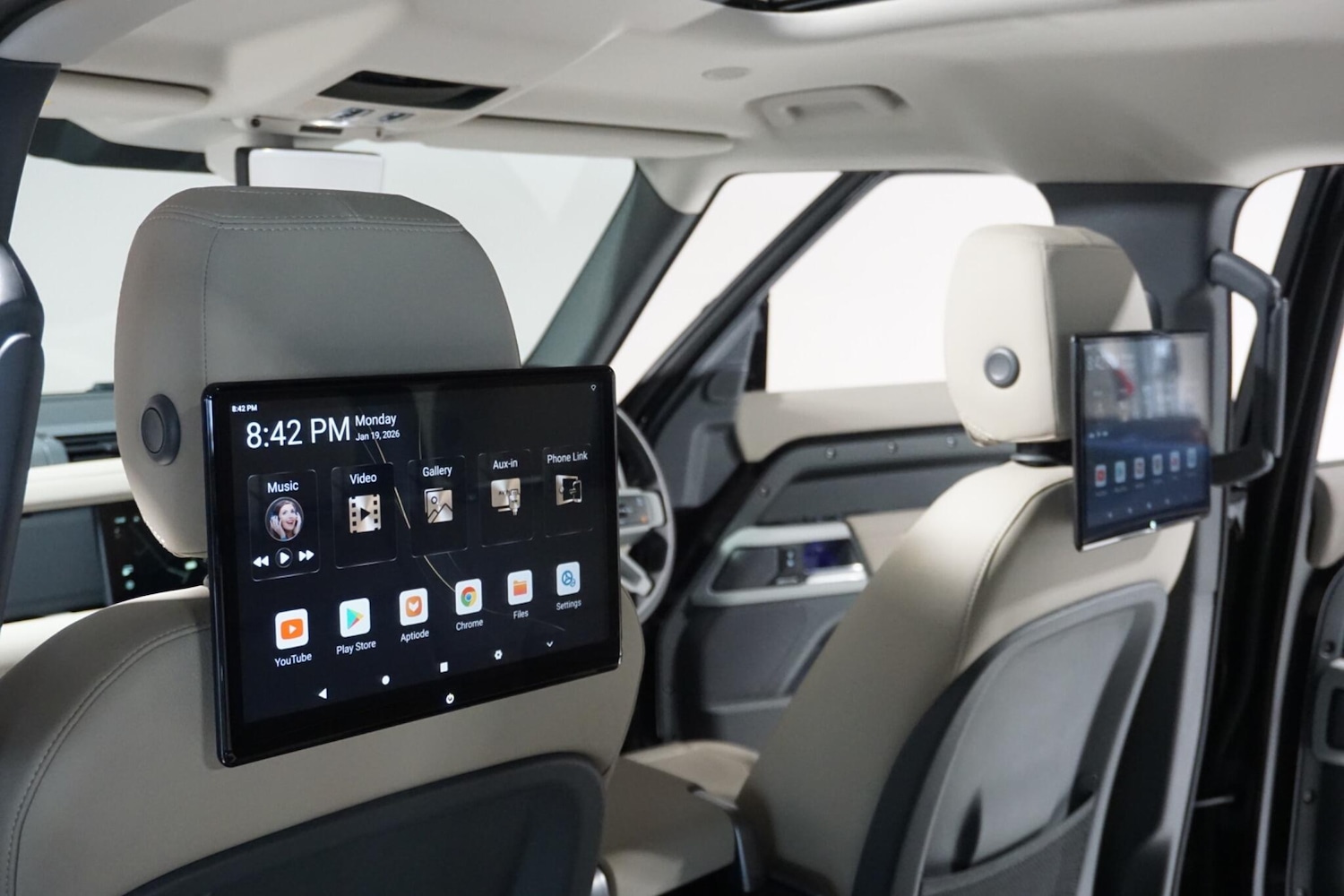 Used Land Rover Defender 2023 for sale - 77253773: Photo 16