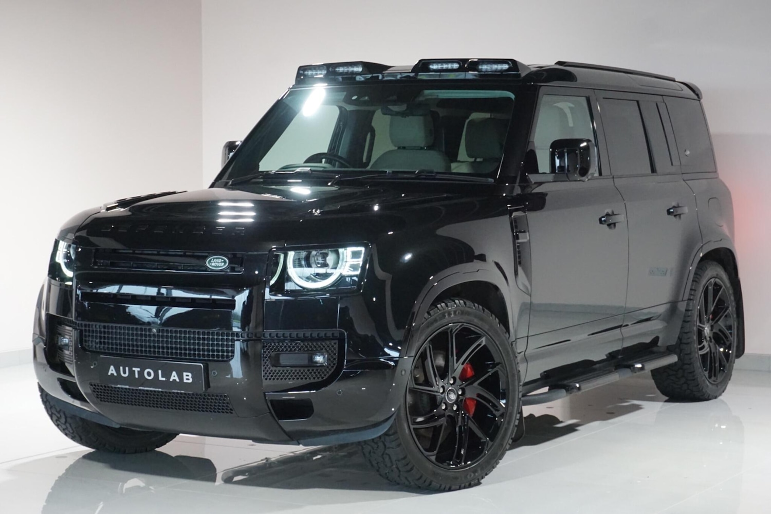 Used Land Rover Defender 2023 for sale - 77253773: Photo 23