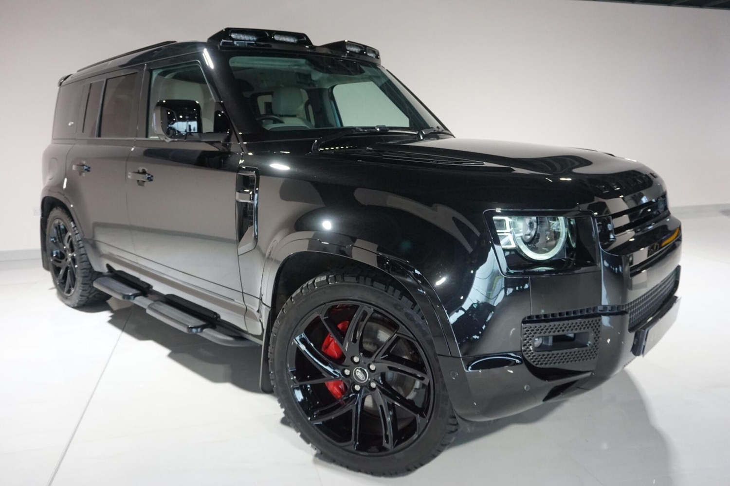 Used Land Rover Defender 2023 for sale - 77253773: Photo 25