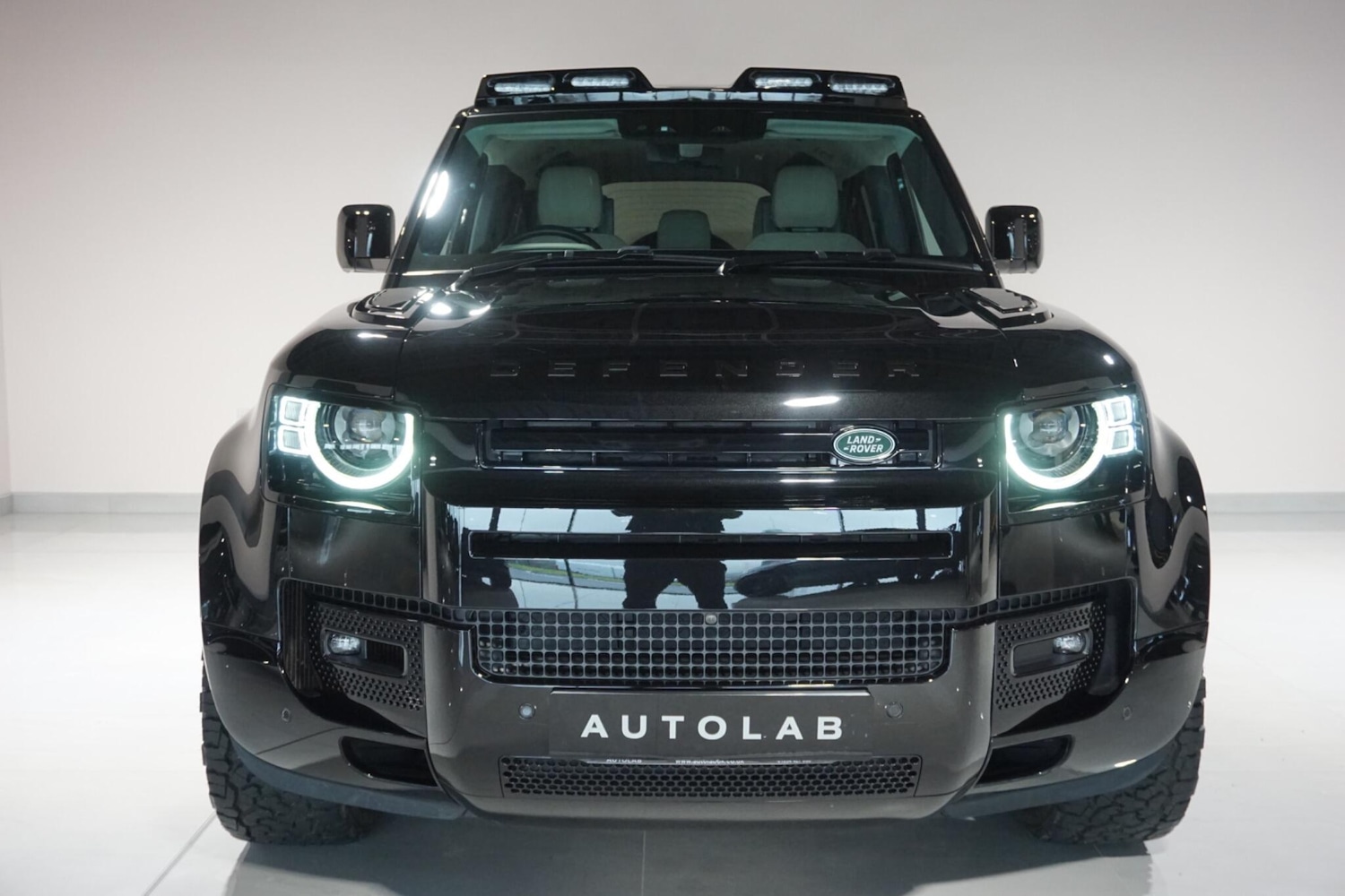 Used Land Rover Defender 2023 for sale - 77253773: Photo 26