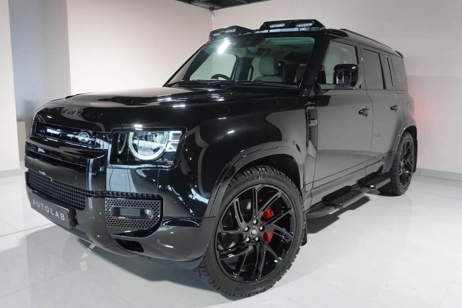 Used Land Rover Defender 2023 for sale - 77253773: Photo 27