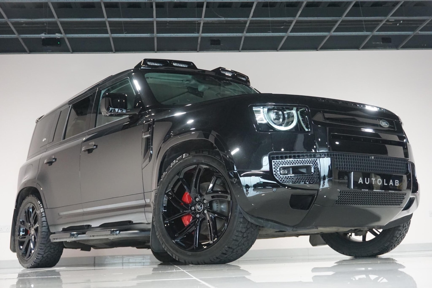 Used Land Rover Defender 2023 for sale - 77253773: Photo 35