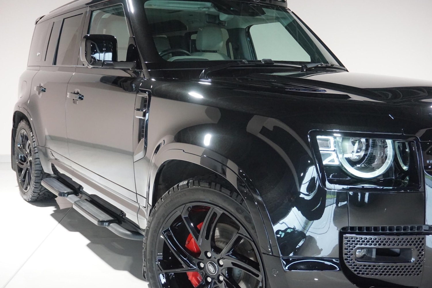 Used Land Rover Defender 2023 for sale - 77253773: Photo 52