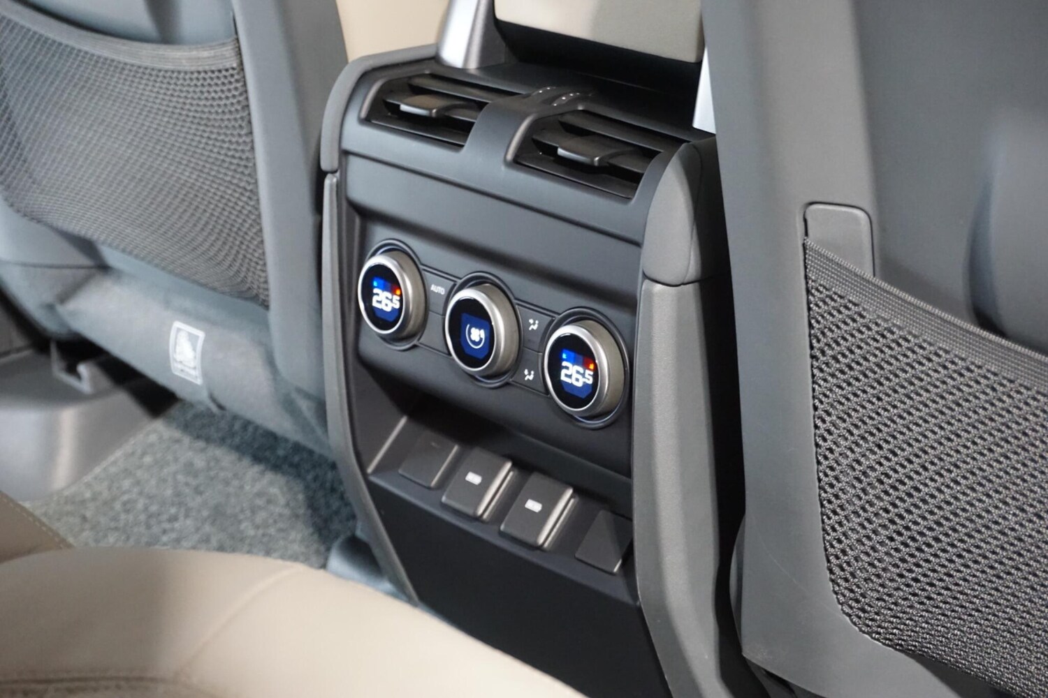 Used Land Rover Defender 2023 for sale - 77253773: Photo 66