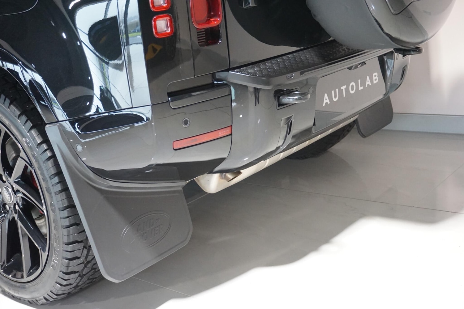 Used Land Rover Defender 2023 for sale - 77253773: Photo 71