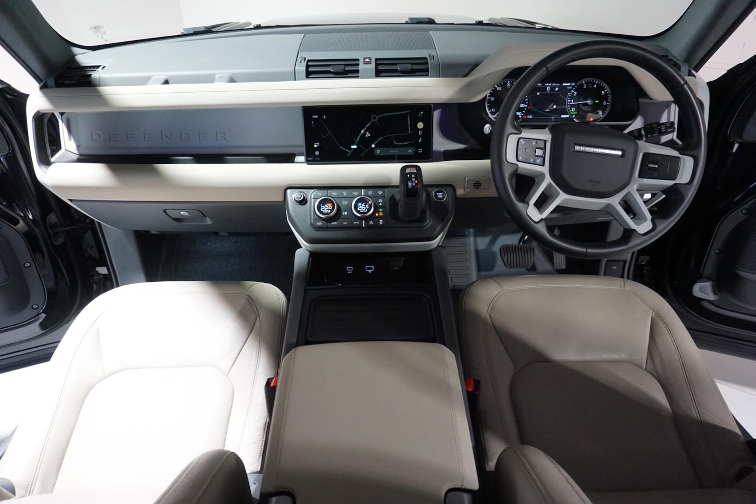 Used Land Rover Defender 2023 for sale - 77253773: Photo 9