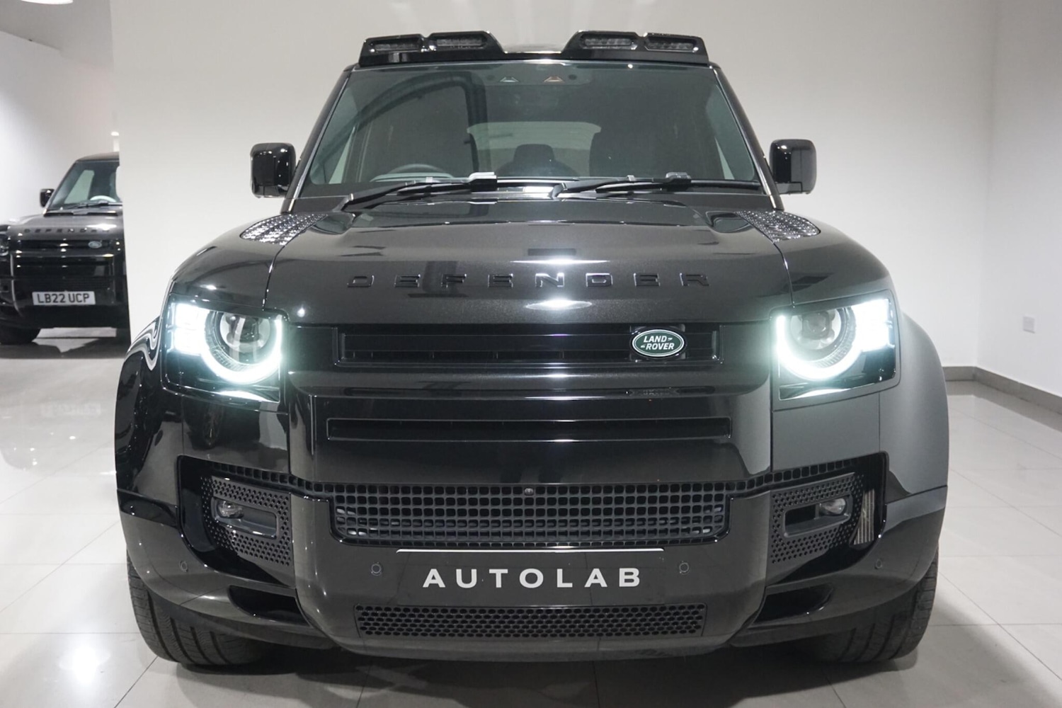 Used Land Rover Defender 110 for sale - 76701535: Photo 27