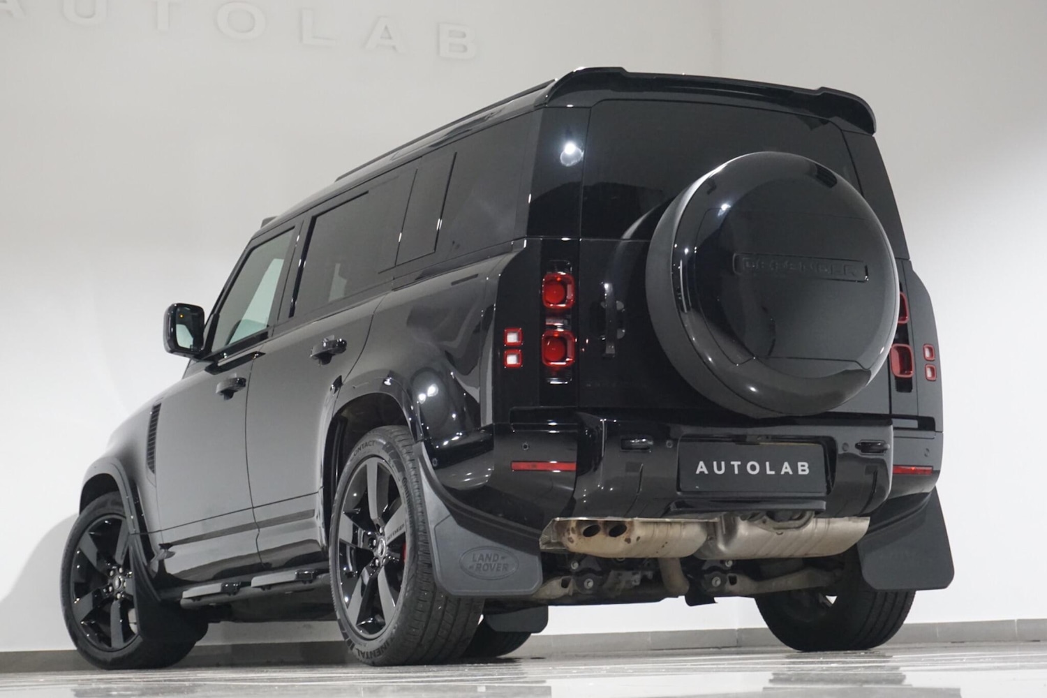 Used Land Rover Defender 110 for sale - 76701535: Photo 33