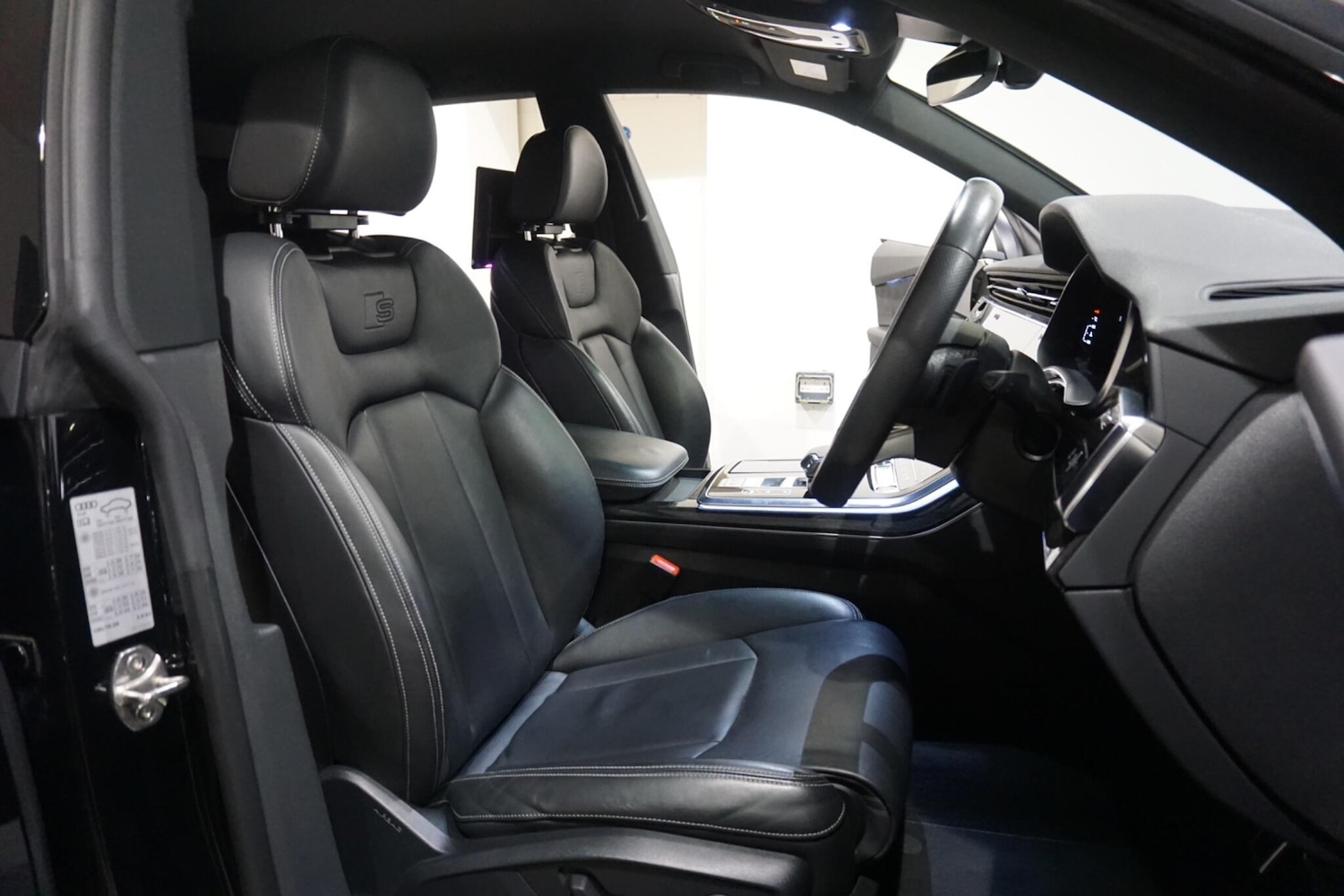 Used Audi Q8 2022 for sale - 76456779: Photo 10