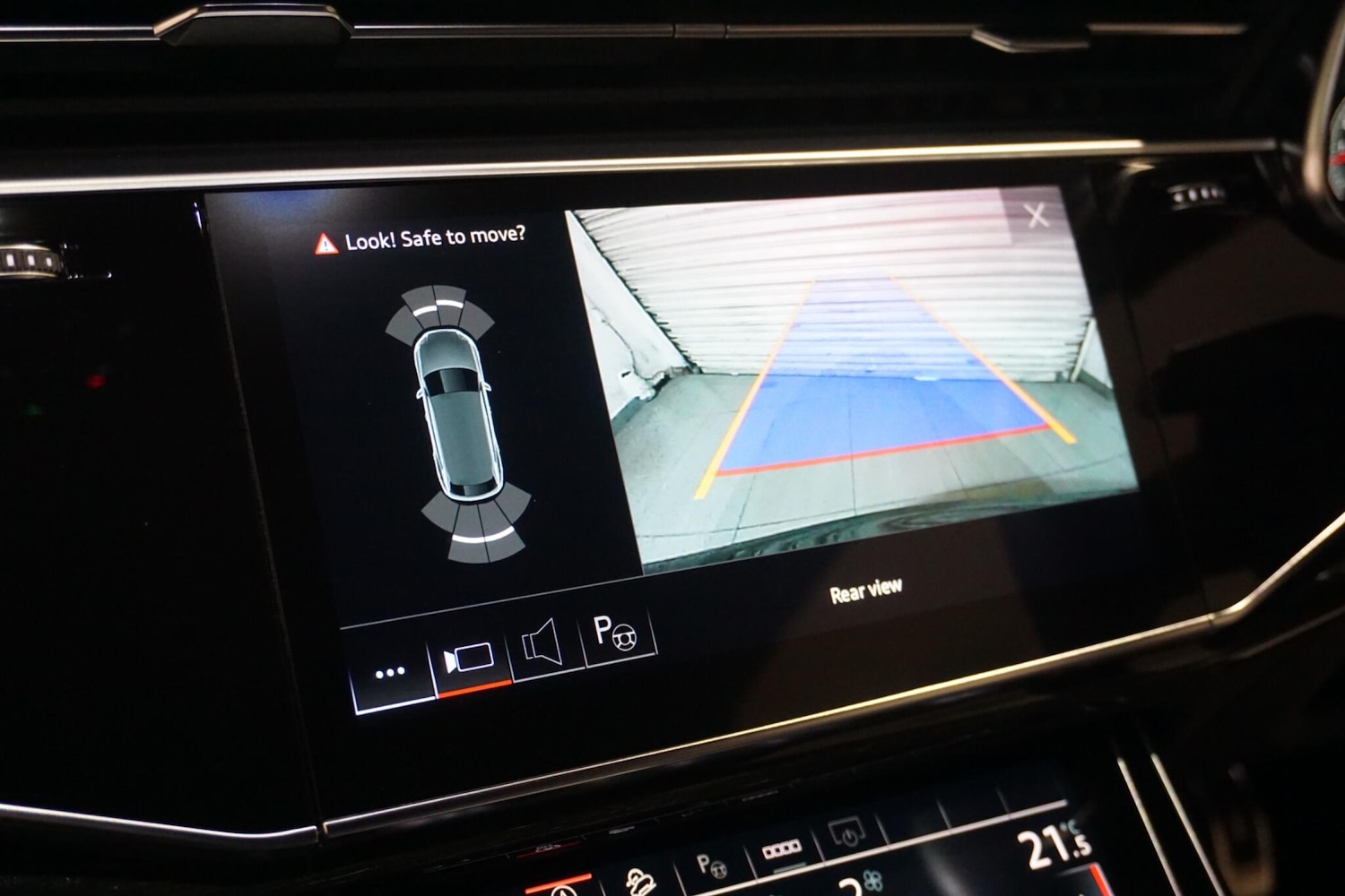 Used Audi Q8 2022 for sale - 76456779: Photo 15