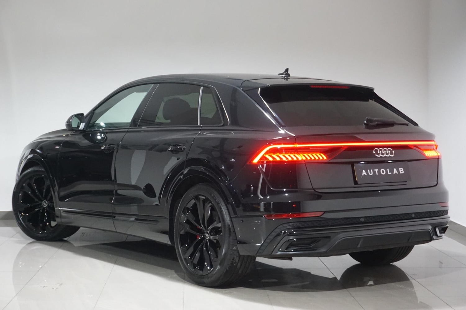 Used Audi Q8 2022 for sale - 76456779: Photo 36