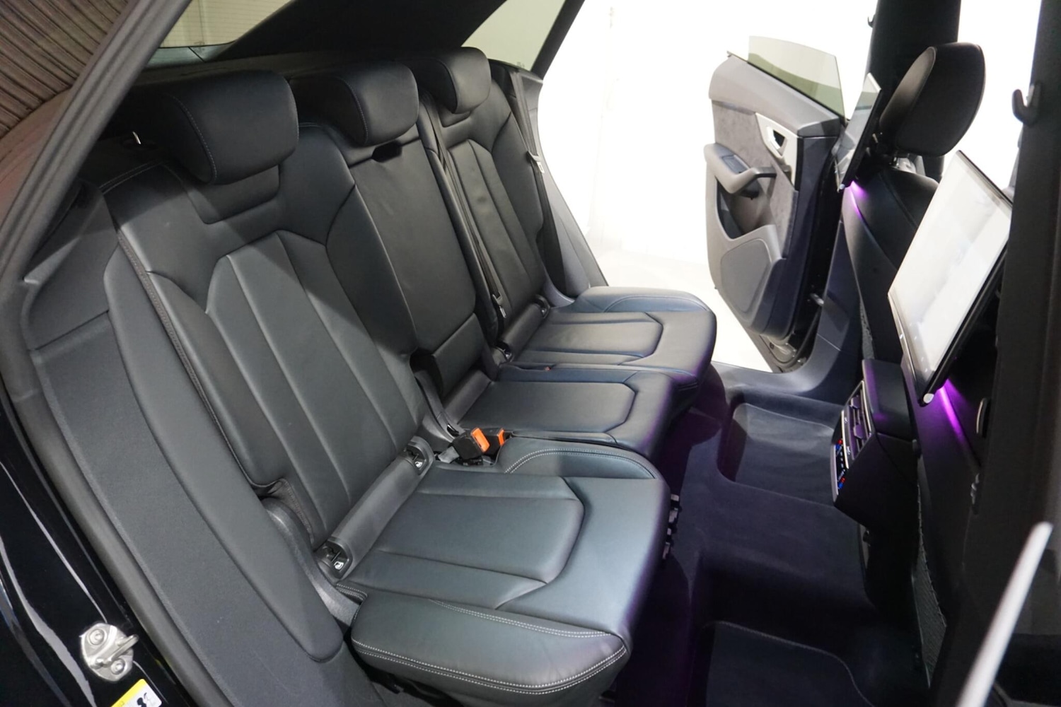 Used Audi Q8 2022 for sale - 76456779: Photo 52