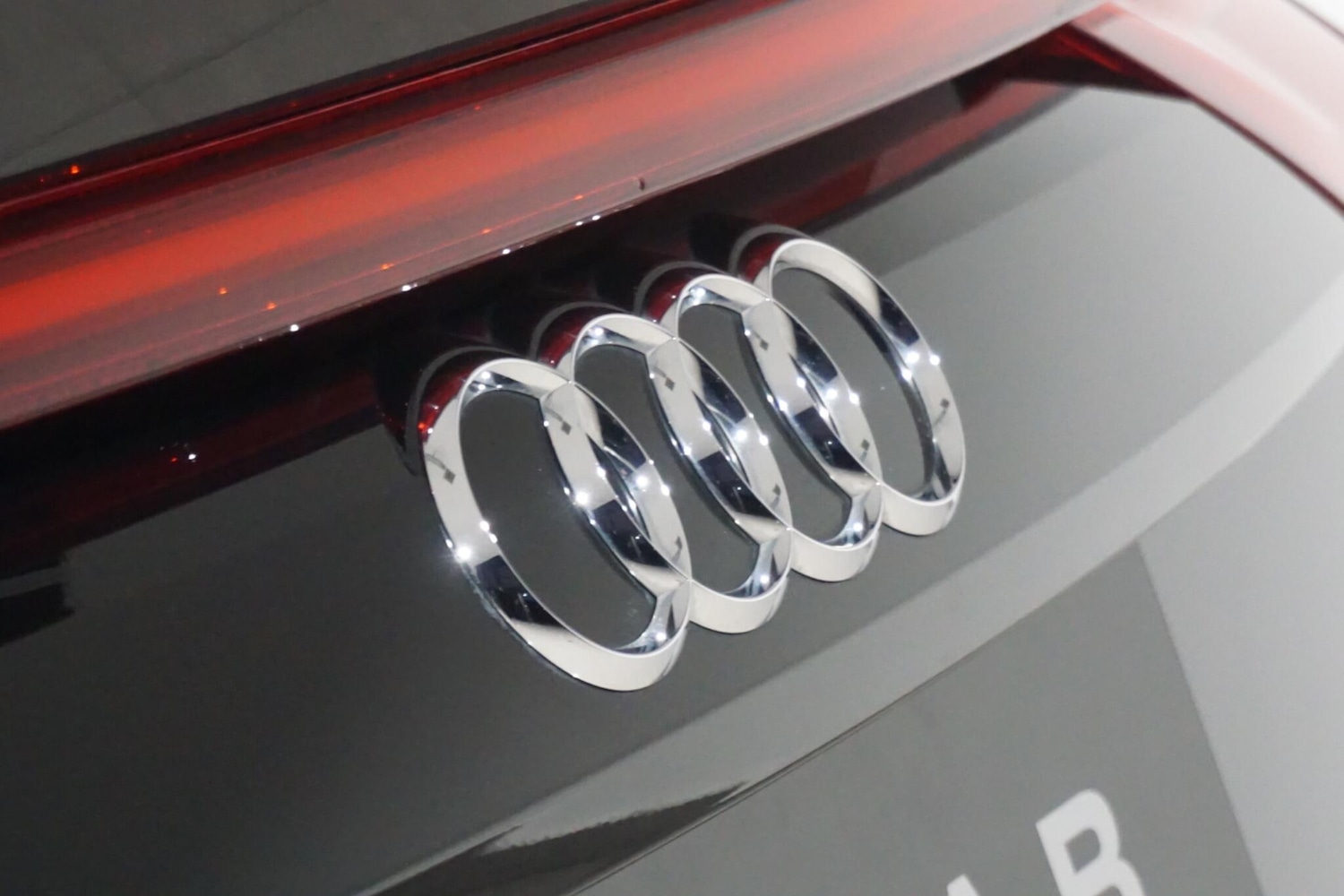 Used Audi Q8 2022 for sale - 76456779: Photo 77