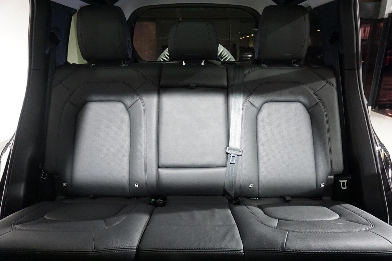 Used Land Rover Defender 2022 for sale - 77279703: Photo 11