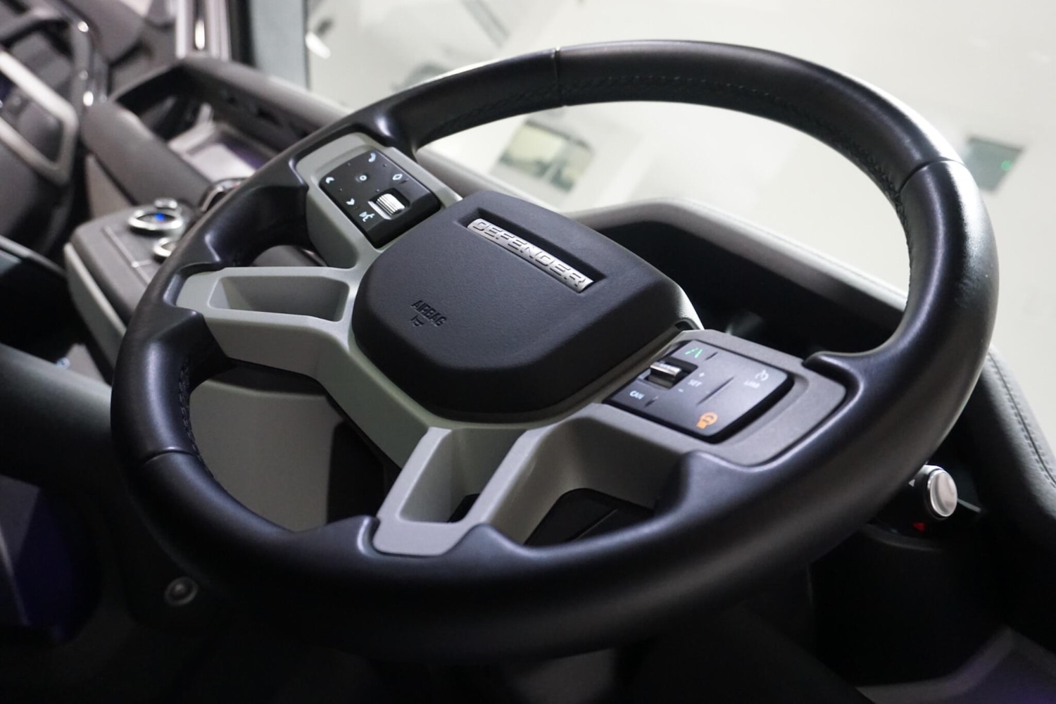 Used Land Rover Defender 2022 for sale - 77279703: Photo 59