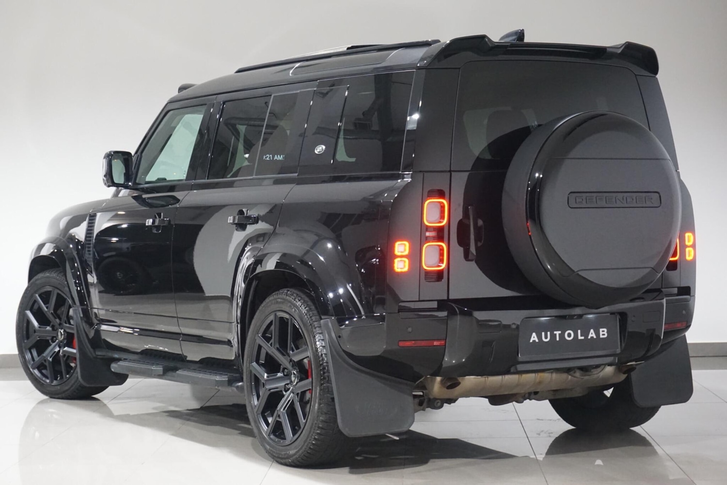 Used Land Rover Defender 2022 for sale - 77279703: Photo 6