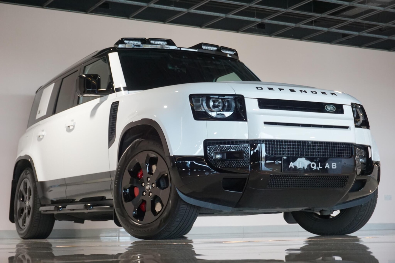 Used Land Rover Defender 110 for sale - 77940495: Photo 32