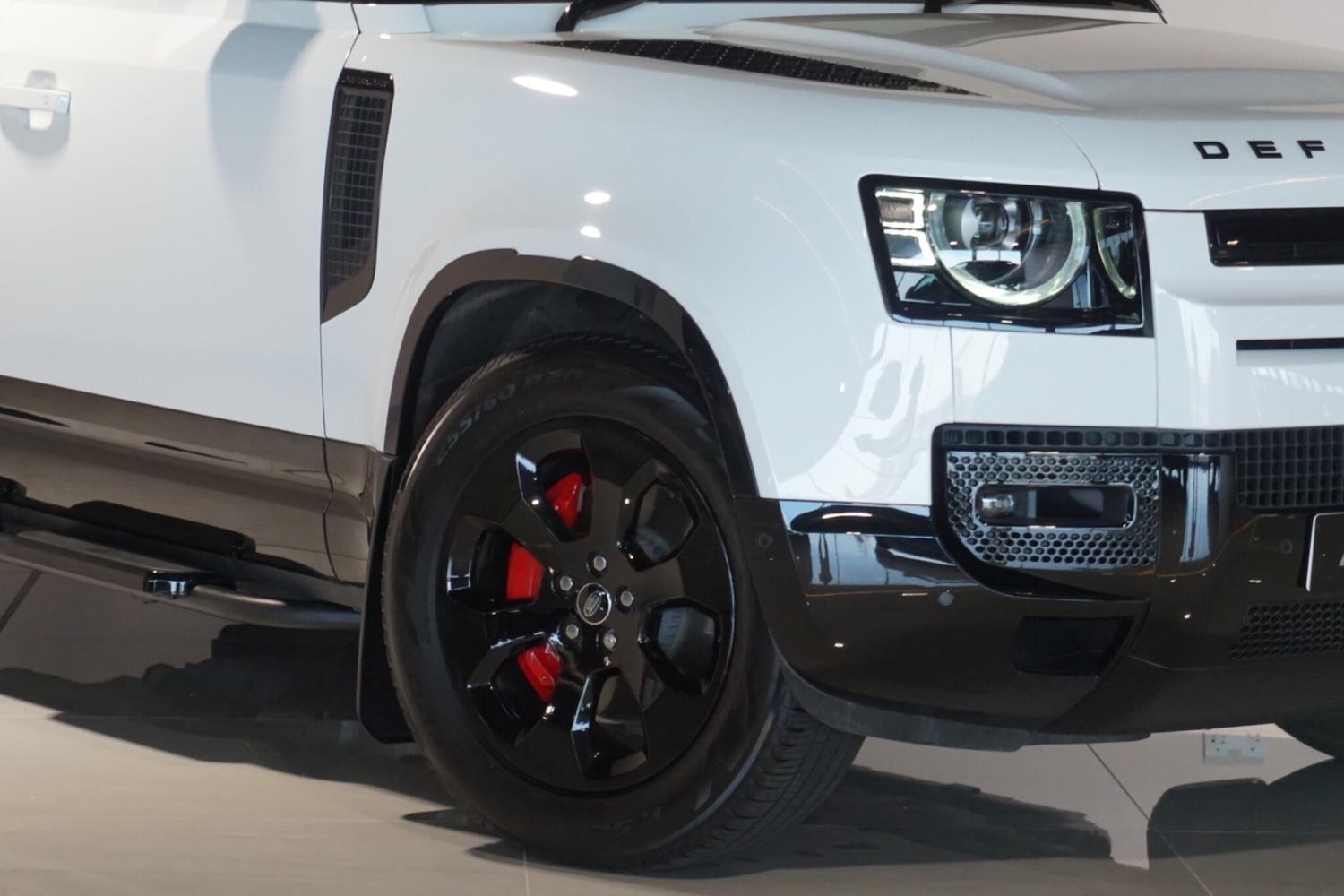 Used Land Rover Defender 110 for sale - 77940495: Photo 49