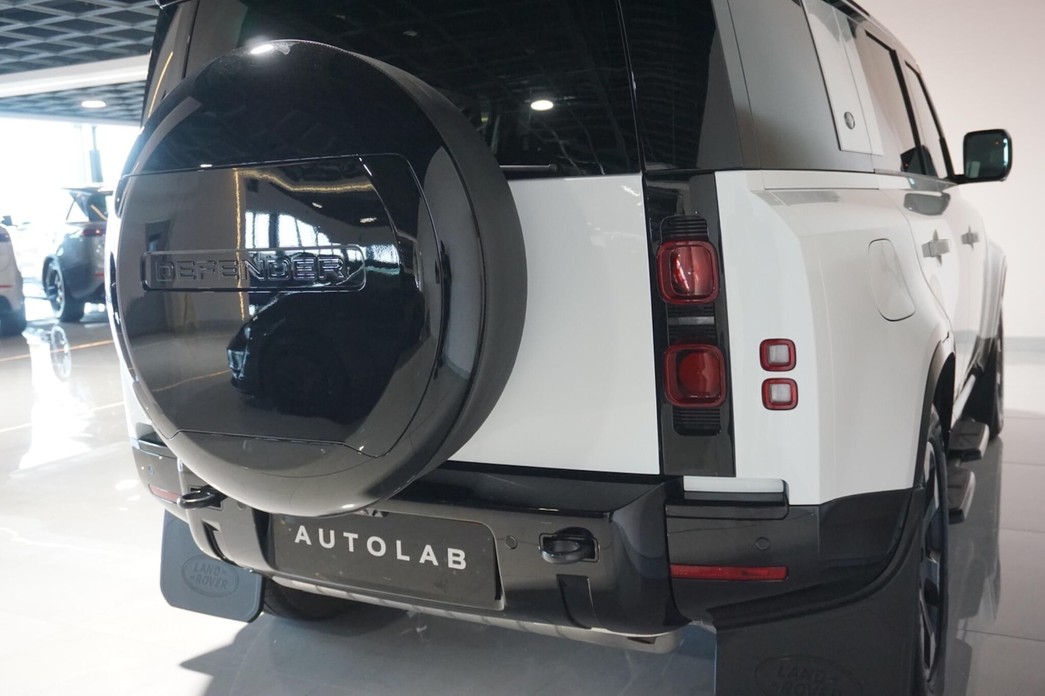 Used Land Rover Defender 110 for sale - 77940495: Photo 69