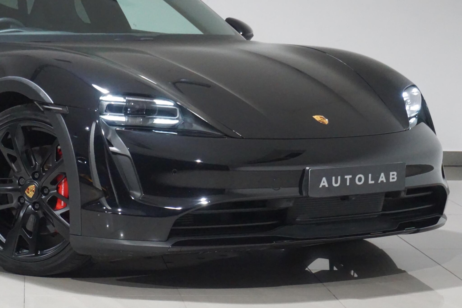 Used Porsche Taycan 2022 for sale - 76294469: Photo 37