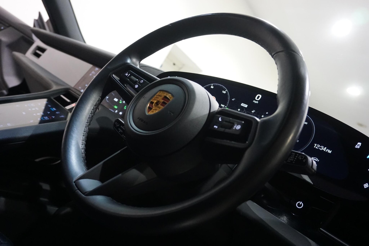 Used Porsche Taycan 2022 for sale - 76294469: Photo 50