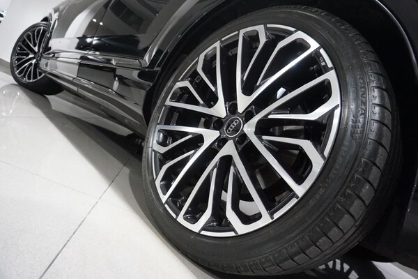 Used Audi Q7 2025 for sale - 76294669: Photo 53
