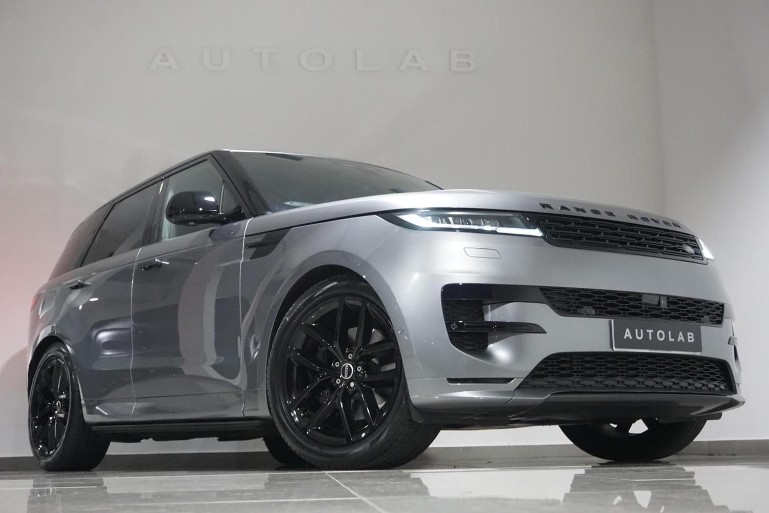 Used Land Rover Range Rover Sport 2023 for sale - 76996781: Photo 32