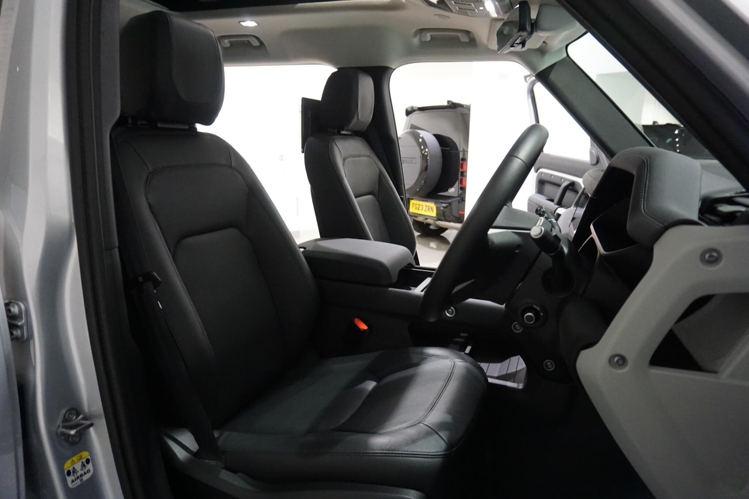 Used Land Rover Defender 110 for sale - 76476489: Photo 13