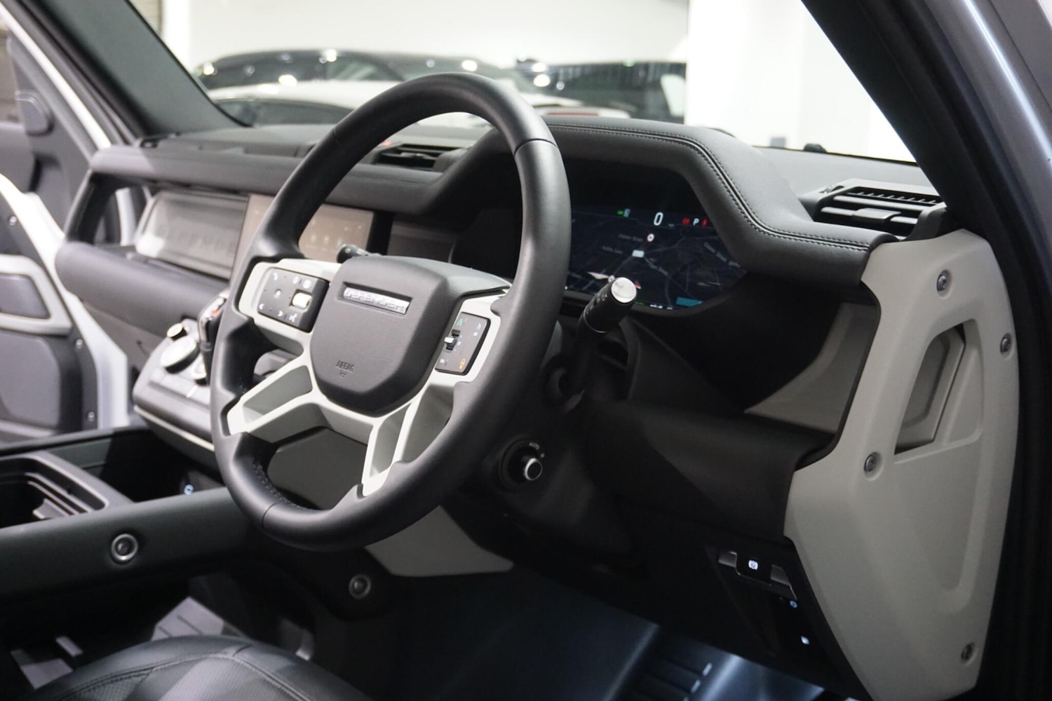 Used Land Rover Defender 110 for sale - 76476489: Photo 14