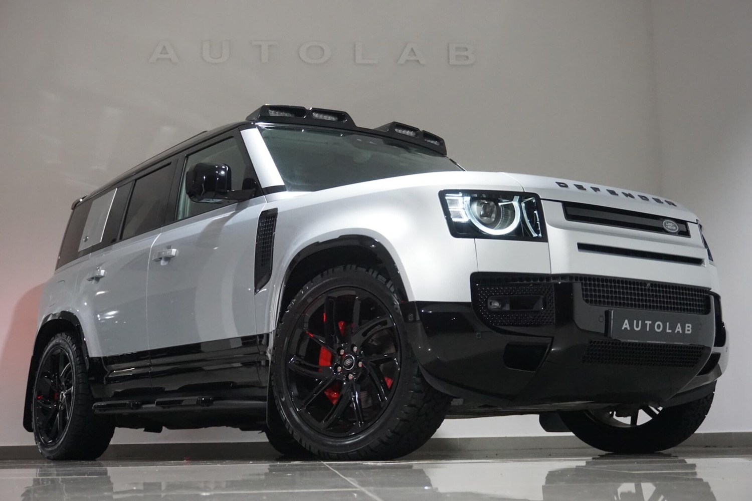 Used Land Rover Defender 110 for sale - 76476489: Photo 36