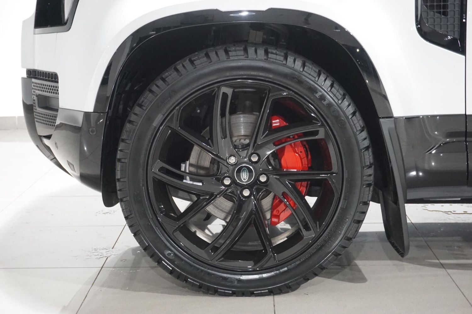 Used Land Rover Defender 110 for sale - 76476489: Photo 77