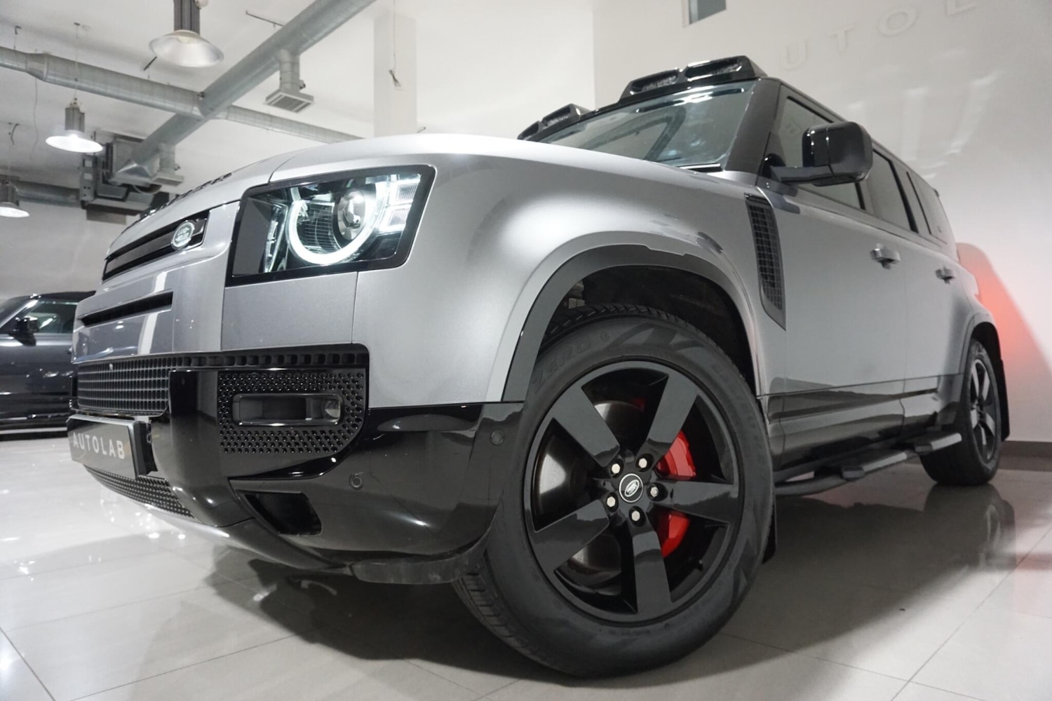 Used Land Rover Defender 110 for sale - 76997542: Photo 31