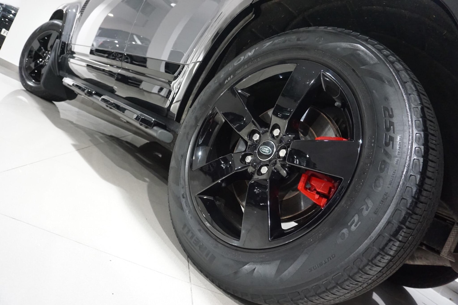 Used Land Rover Defender 110 for sale - 76997542: Photo 52