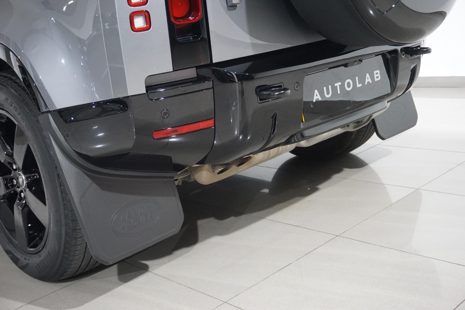 Used Land Rover Defender 110 for sale - 76997542: Photo 69