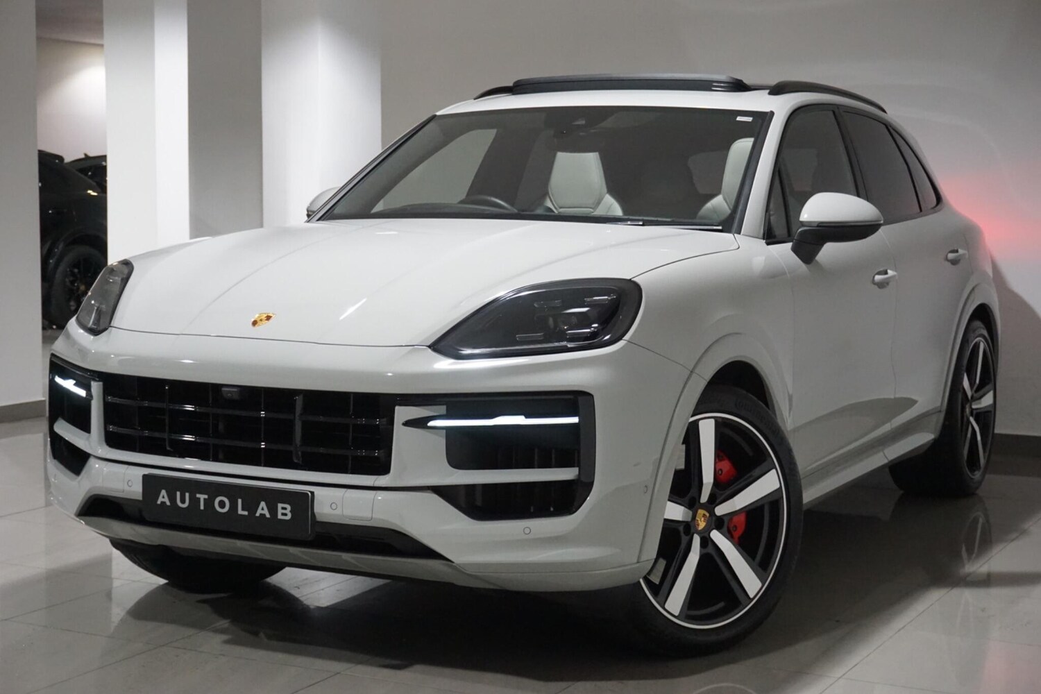 Used Porsche Cayenne 2023 for sale - 76012645: Photo 18